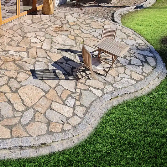 Clara Quarzit Polygonalplatten als Terrassenbelag
