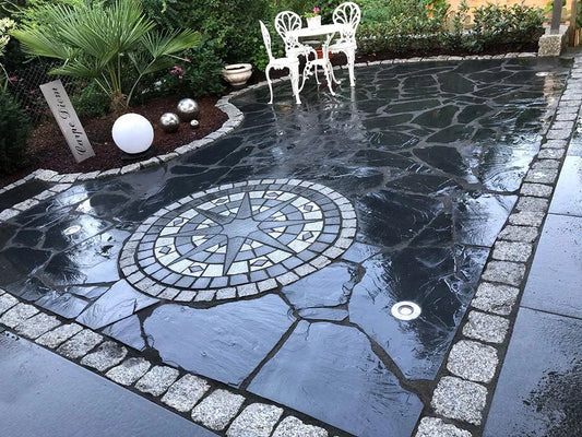 Terrasse mit Negra Schieferplatten schwarz/ Polygonalplatten Premium Qualität inkl. aller Materialien