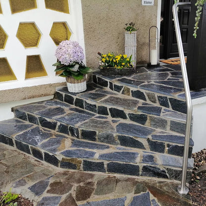 Deep Sea quartzite polygonal slabs for a staircase or house entrance