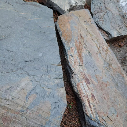 Polygonal greywacke slabs 4-10 cm